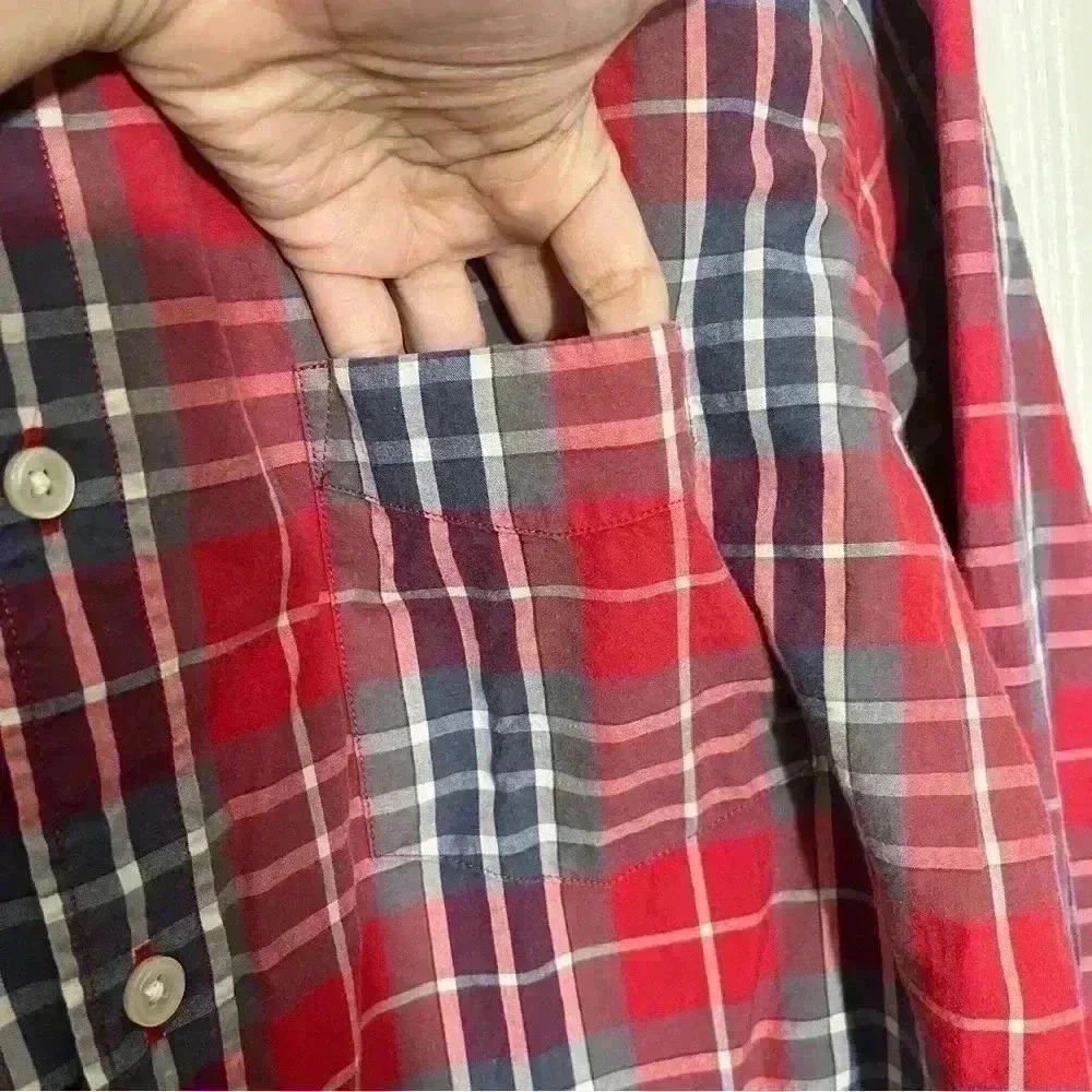 J. CREW Men’s Red and Gray Plaid Button Down | size large (16-16 1/2)
